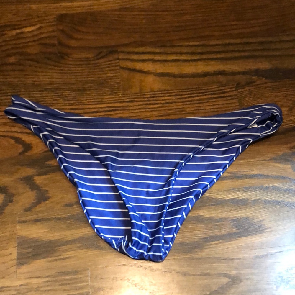 CUPSHE blue & white striped bottoms